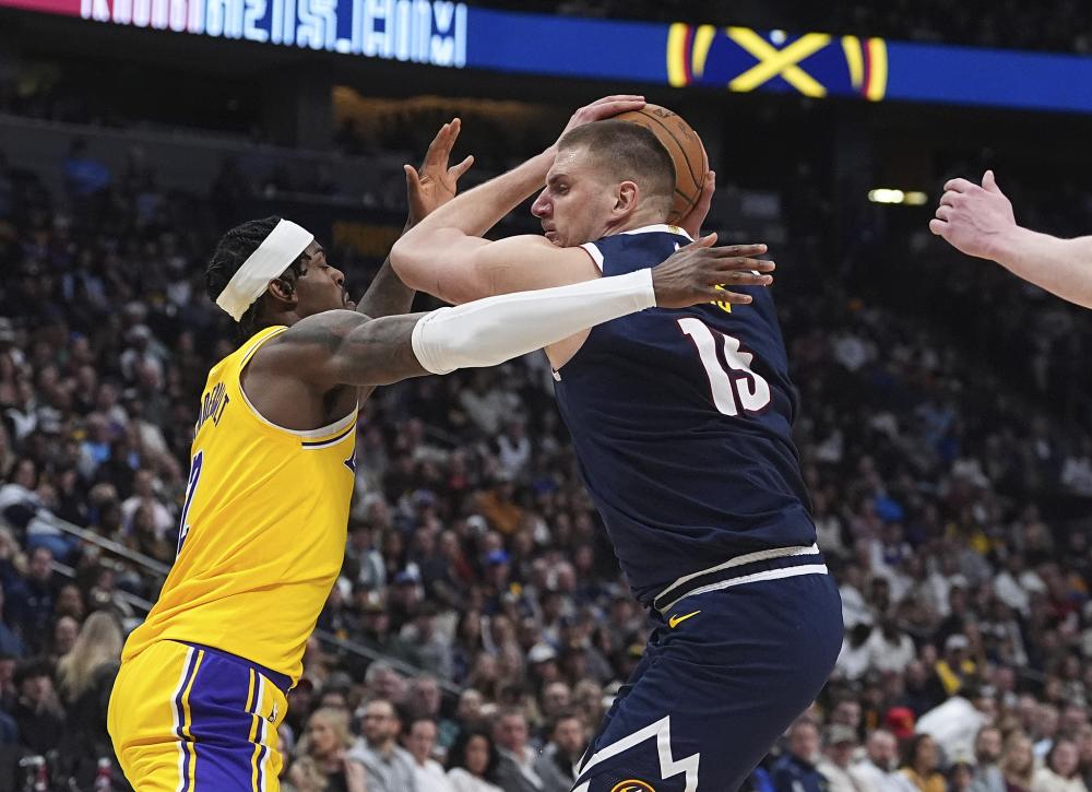 决是中国足 决是中国足