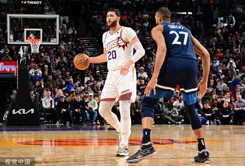 雄厚的球队 雄厚的球队