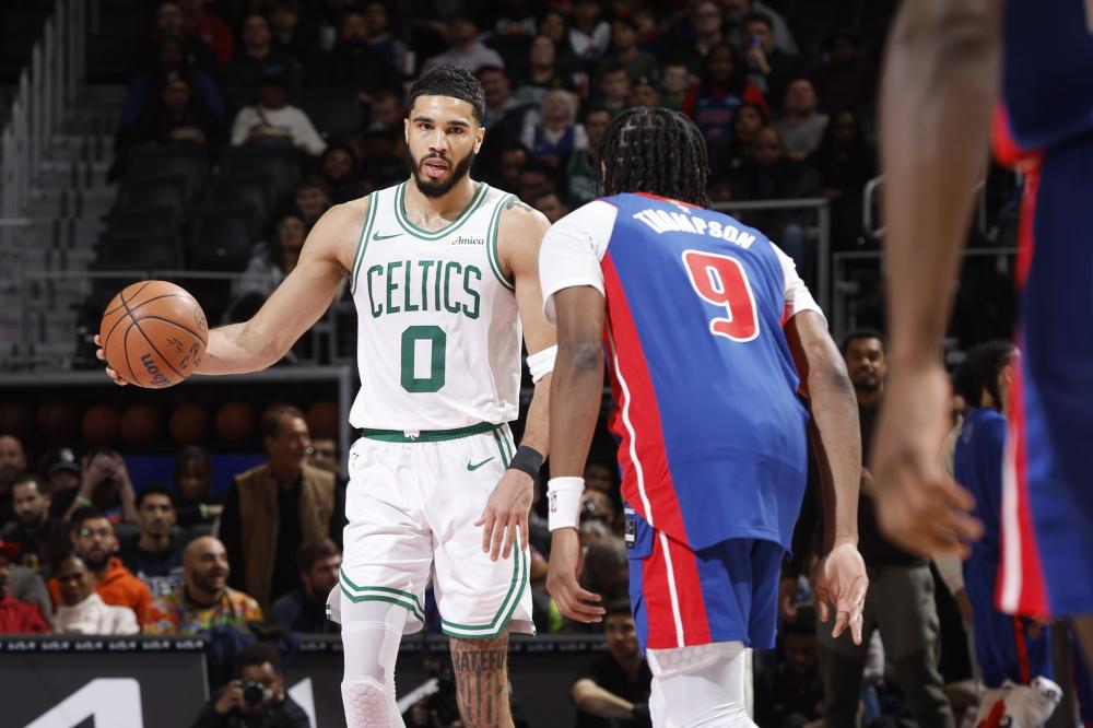 发起猛烈反 发起猛烈反